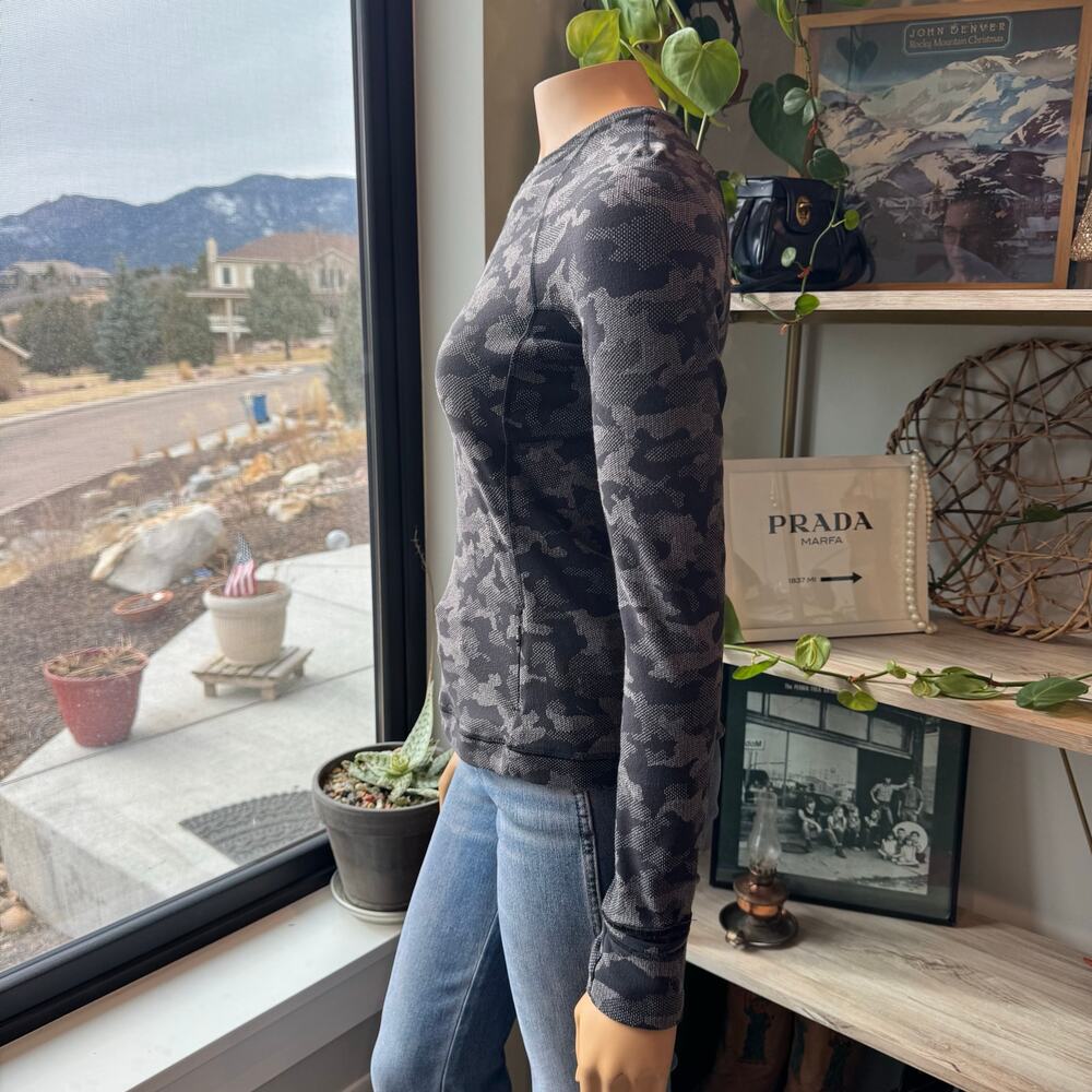 Lululemon Runderful Long Sleeve Incognito Camo HTR Black Rulu Running Top Size 4 - Picture 4 of 14